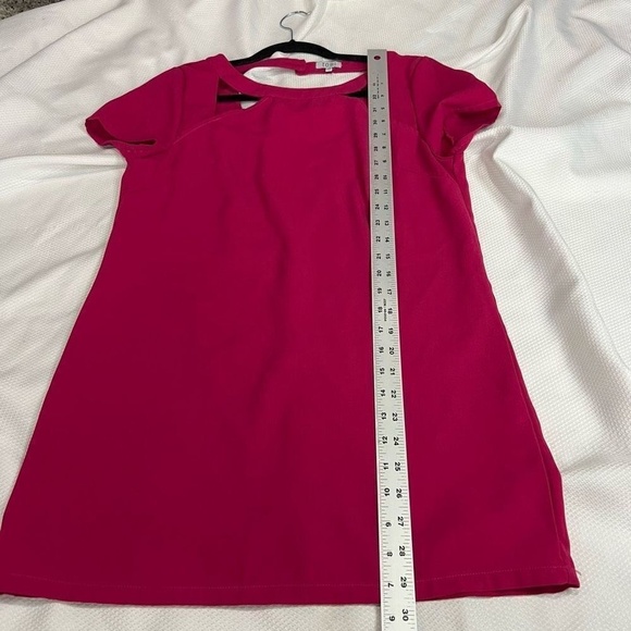 Tobi Hot Pink Neck‎ Back Cut Outs Mini Dress - Picture 4 of 7